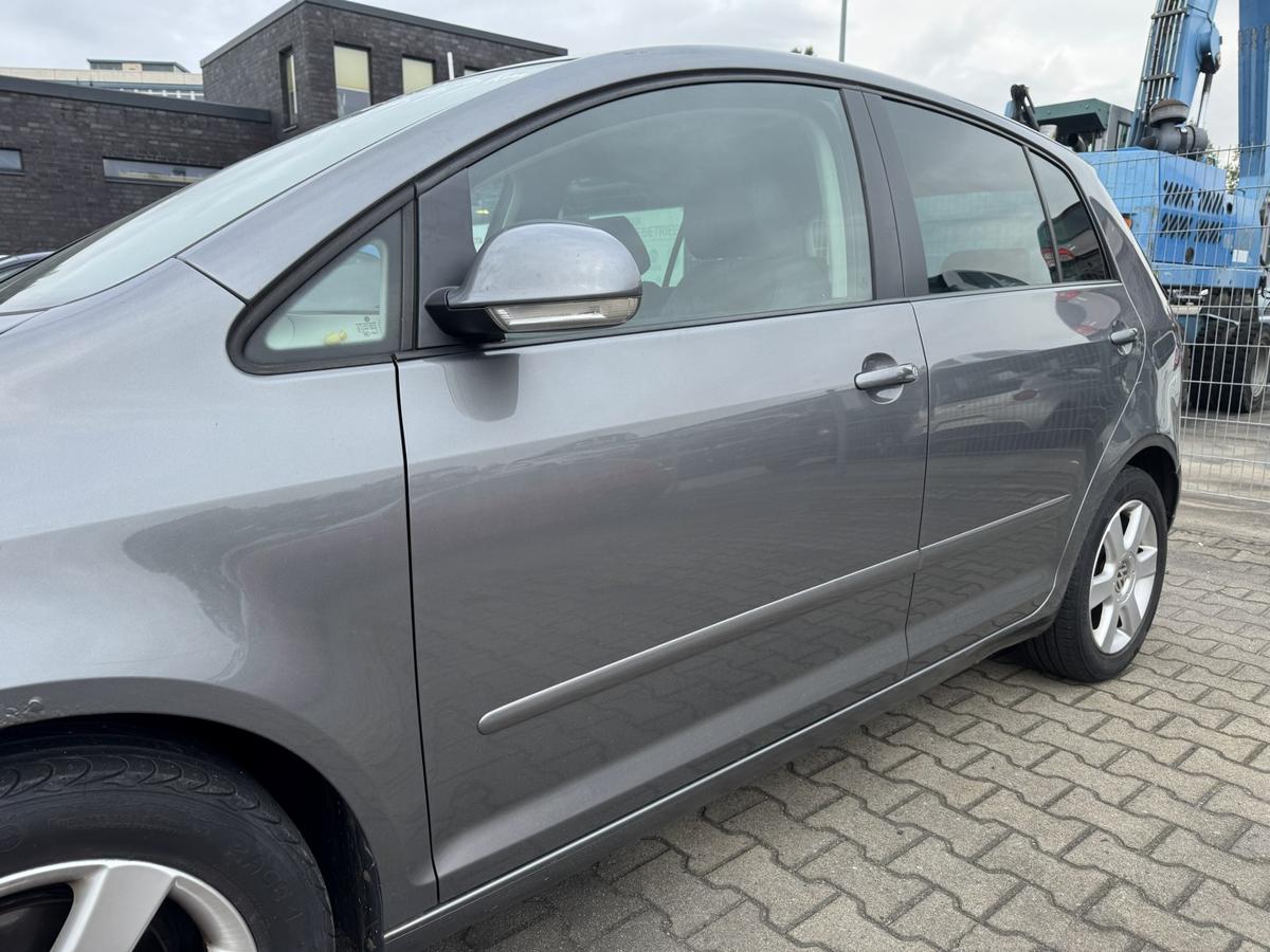 VW Golf Plus original T&uuml;r vorn links LA7T United Grey Rohbau Bj.2005